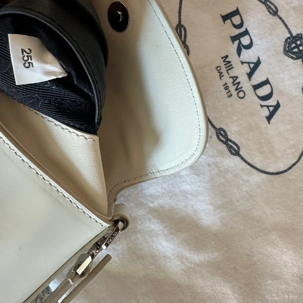 PRADA Mini Bag - Picture 8 of 9